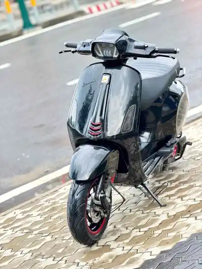 Piaggio Sprint 150 куб. см 2016, черный, полный крой, суперкенг
