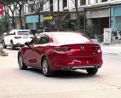 Mazda 3 Luxury 1.5 AT 2024 года, почти новый
