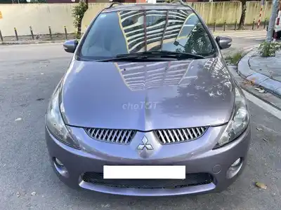 Мицубиси Грандис 2005 7-местный автомат