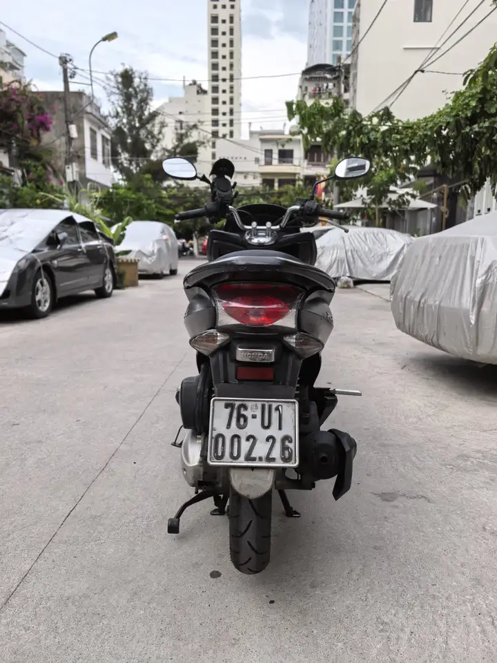 Honda PCX v1 125 куб. см. 2010