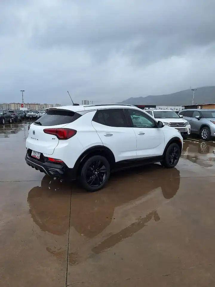 Buick Encore GX ST, 04/2023