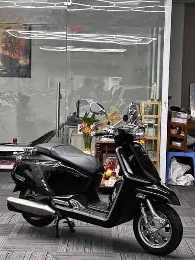 Lambretta X300 2026 400 км Черный