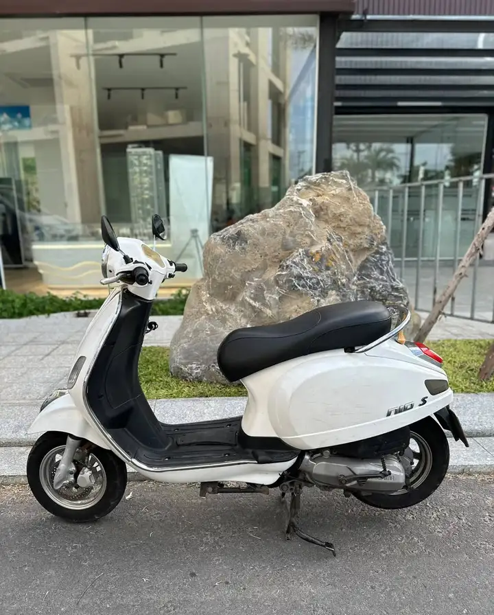 Nioshima Nio 50cc байк в стиле Vespa