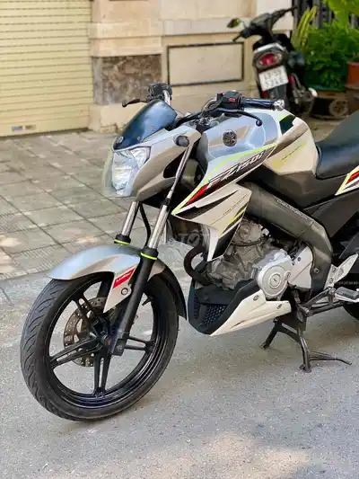 Yamaha FZ150Fi в натуральном виде, родной мотор, очень резвый, есть рассрочка