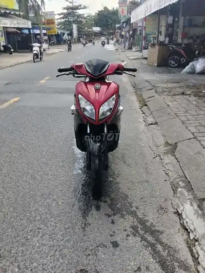 Yamaha Nouvo LX красно-чёрный скутер