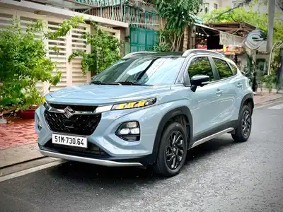 Гибридный автомобиль Suzuki FRONX GLX плюс SX12/2025 до 6000 км