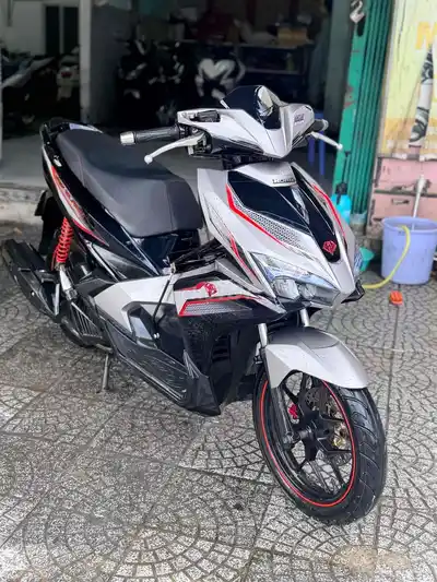 Honda Air Blade черный с серебряным, Вьетнам
