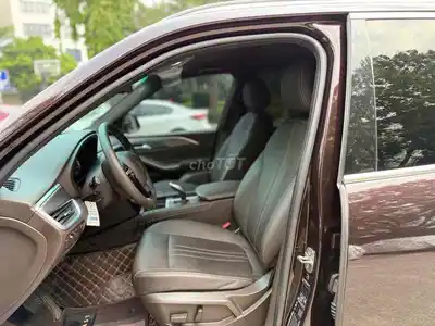 VinFast Lux SA 2.0 Plus 2021 Коричневый 80000 км