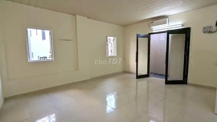 Аренда дома 45 м², 2 этажа, Лак Лонг Куан, Тай Хо, Ханой