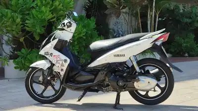Yamaha LX Nouvo 2011