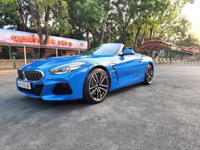 BMW Z4 2022 Зеленый 11000 км