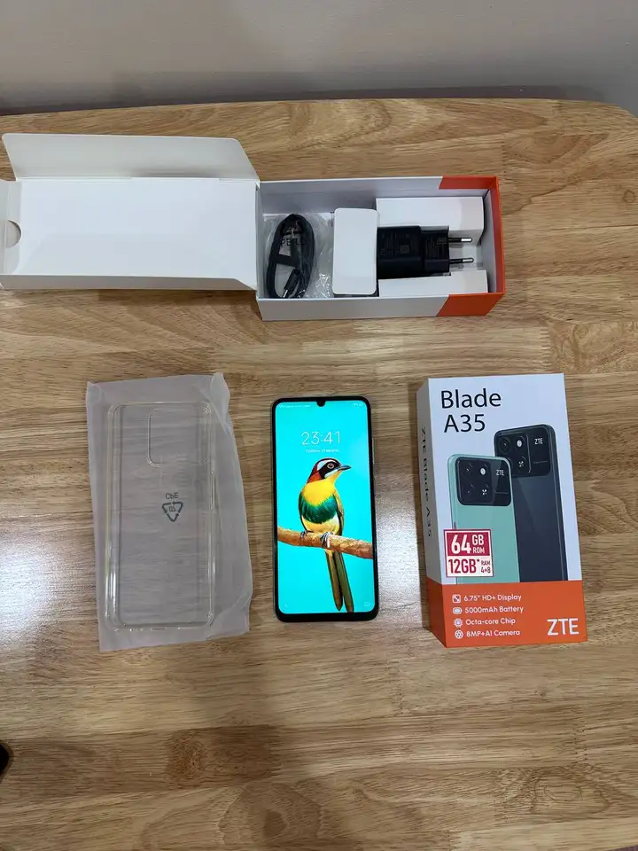 Телефон ZTE Blade A35 64 GB
