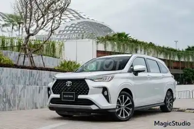 Toyota Veloz Cross Top 1.5 CVT 2026 - 560 млн