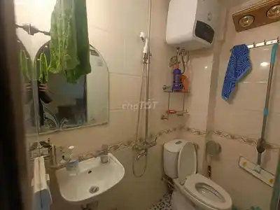 Дом в переулке 77 Ле Хонг Фонг, район Бадинь, 12 м², 5 этажей