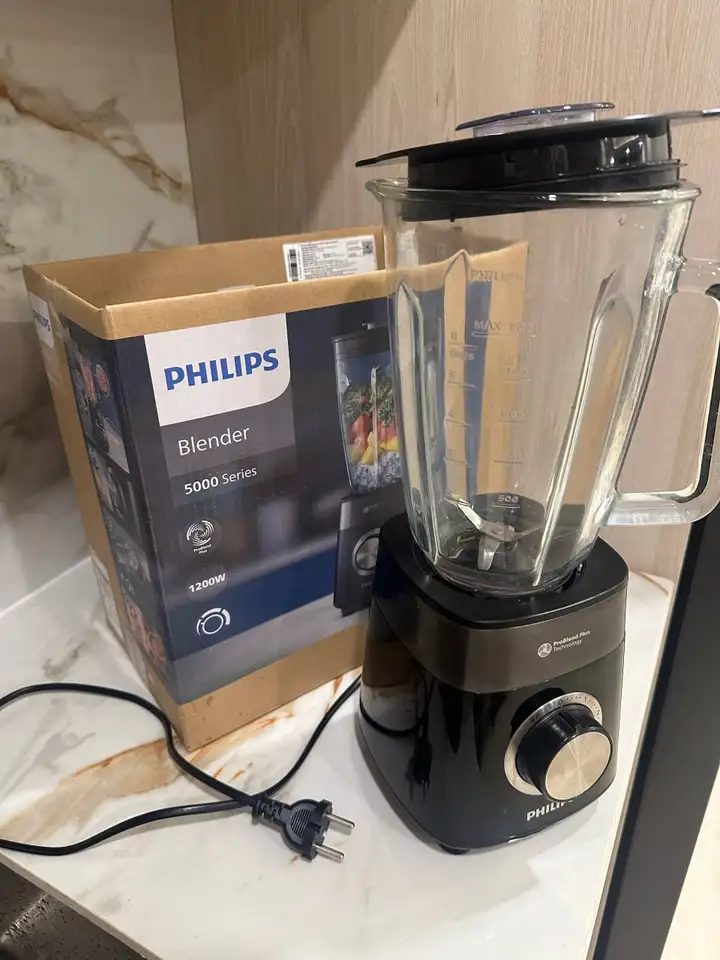 Блендер PHILIPS со стеклянной чашей