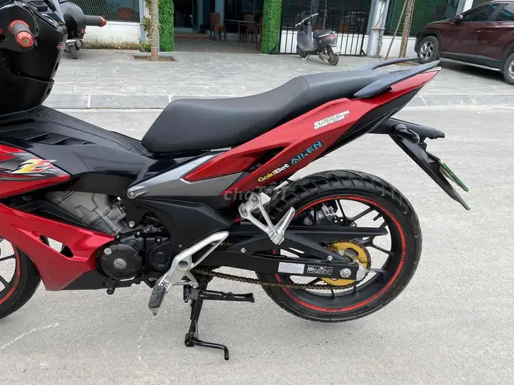 Honda Winner X красно-черный -2021, собственник, состояние 95%