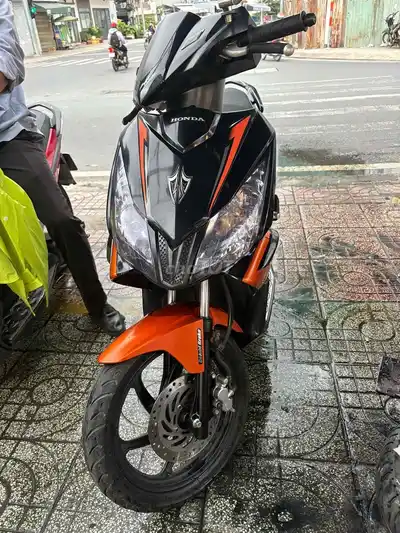 Honda Air Blade 2010 Черно-оранжевый