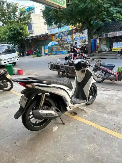 Honda SH 150i белый