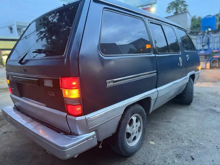 Toyota Van 1987