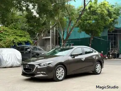 Mazda 3 1.5 AT 2018