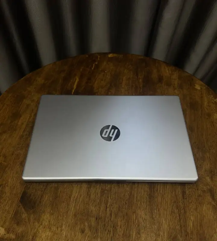 Ноутбук HP Laptop 14-em0