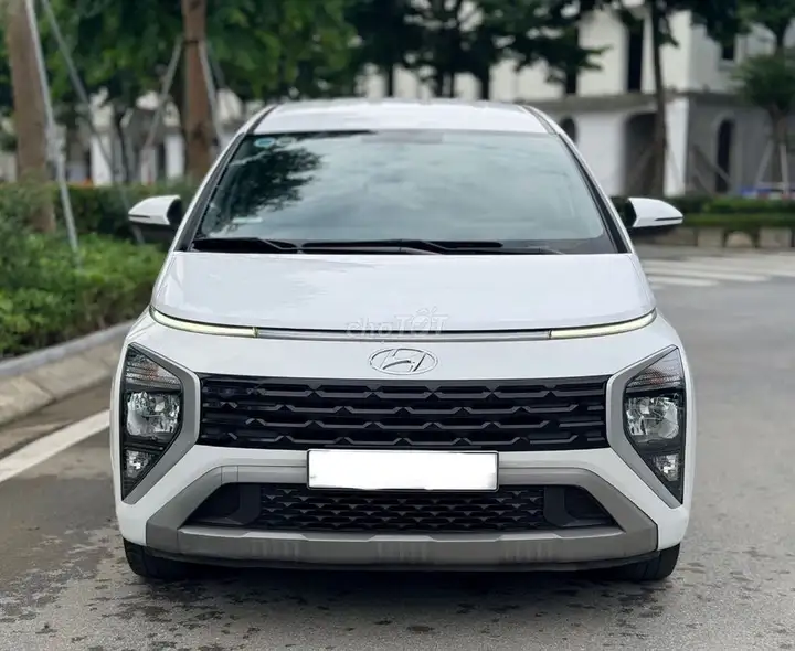 Hyundai Stargazer Standard 1.5 AT 2024