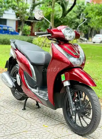 Honda SH Mode 2021 красный
