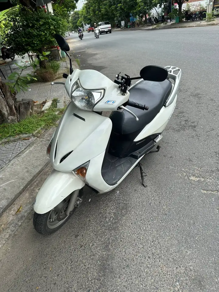 Honda Lead 2011