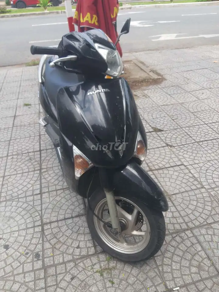 Honda Lead черный скутер