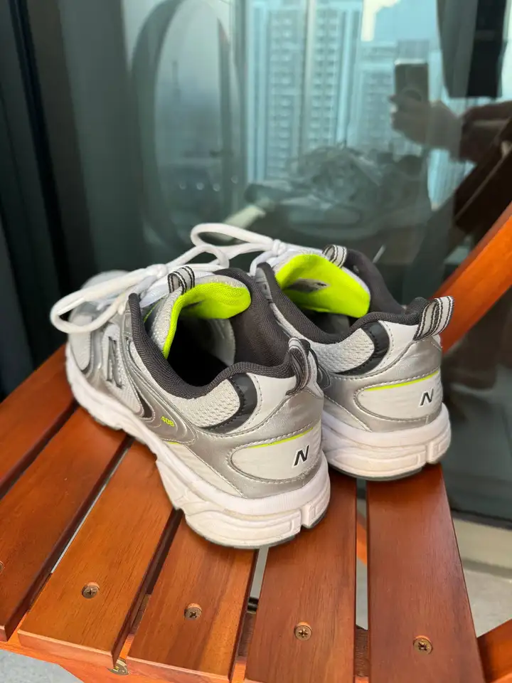 Продаются кроссовки New balance ML408C