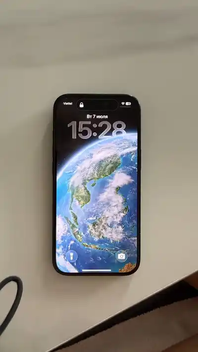 iPhone 15, 256 ГБ