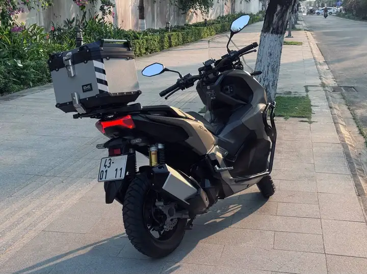 Honda ADV 160 2024