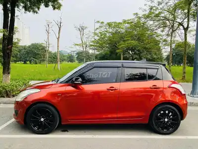 Suzuki Swift 2016 1.4 AT Красный