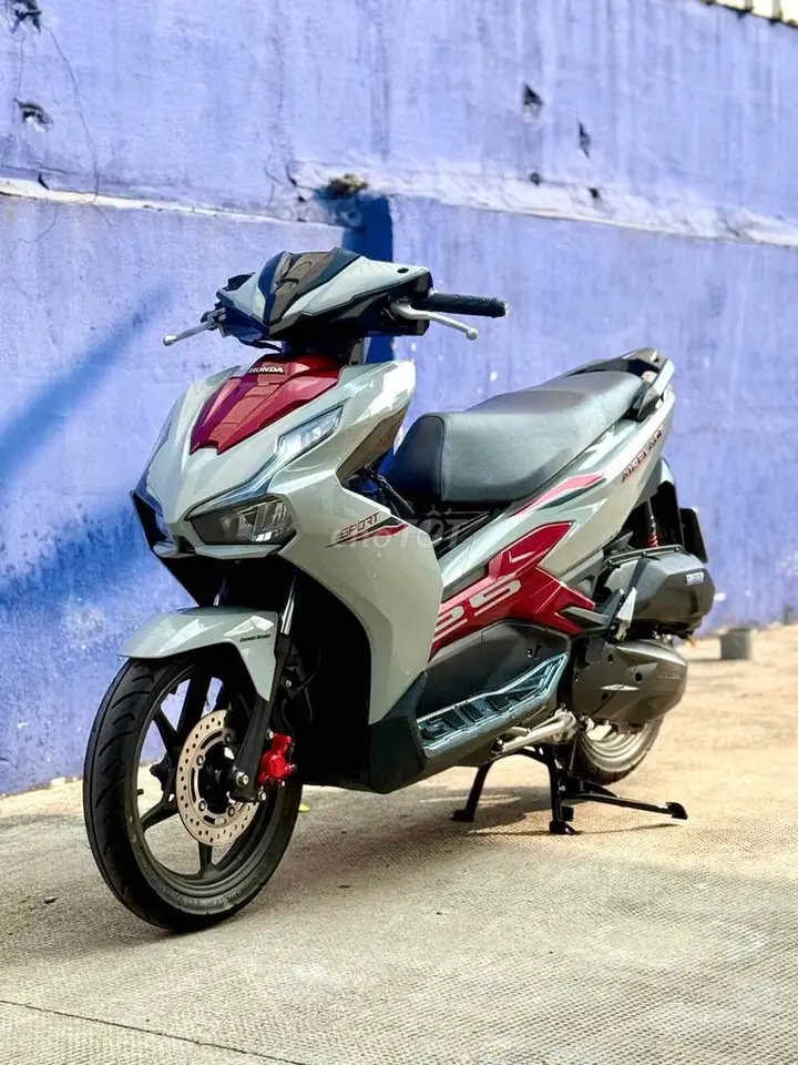 Honda Airblade 125cc 4 клапана, документы Хошимина, 2024, снят с производства, 1 владелец