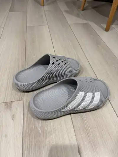 Adidas PURECHILL SLIDES 41 размер