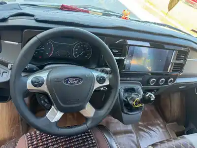 Ford Transit 2022 16 мест серебристый 150 тыс. км