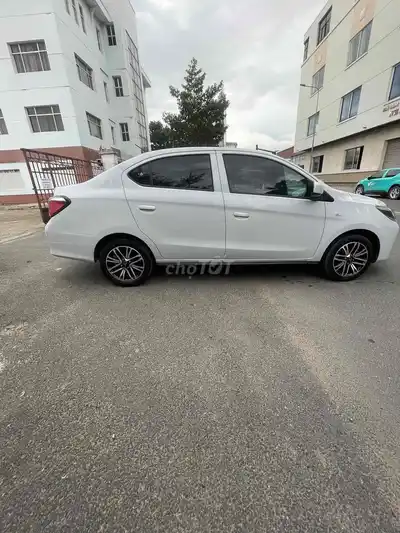 Mitsubishi Attrage 2024 Механика Белый