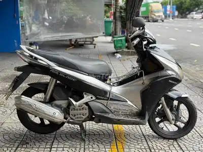 Honda Air Blade 2011 черно-серебристый