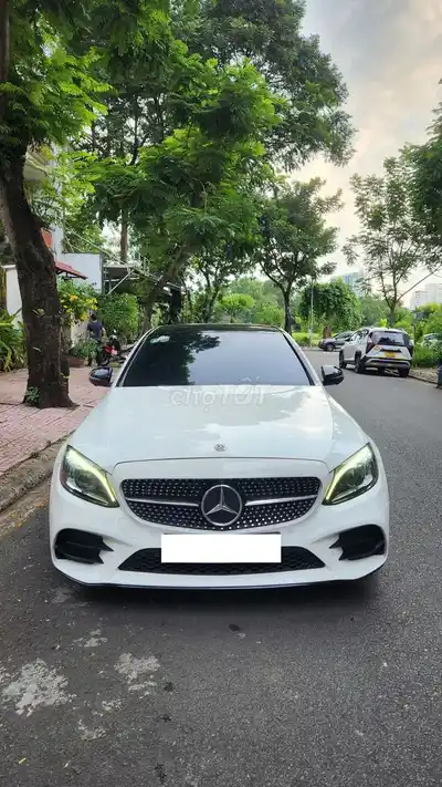 Mercedes-Benz C300 AMG 2021, пробег 12 000 км