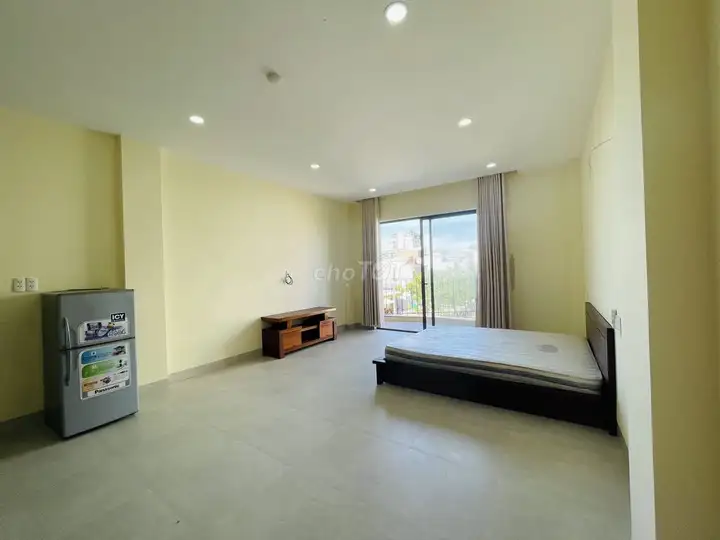 Квартира с балконом, 45 м², Нгу Ханьшон