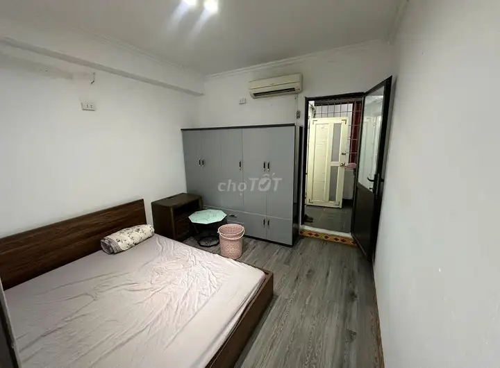 Уютная комната 27 м², 4 трл, фото реальные, вся мебель, удобства, парковка для электросамокатов