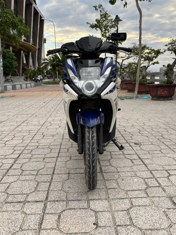 Yamaha Nouvo 5