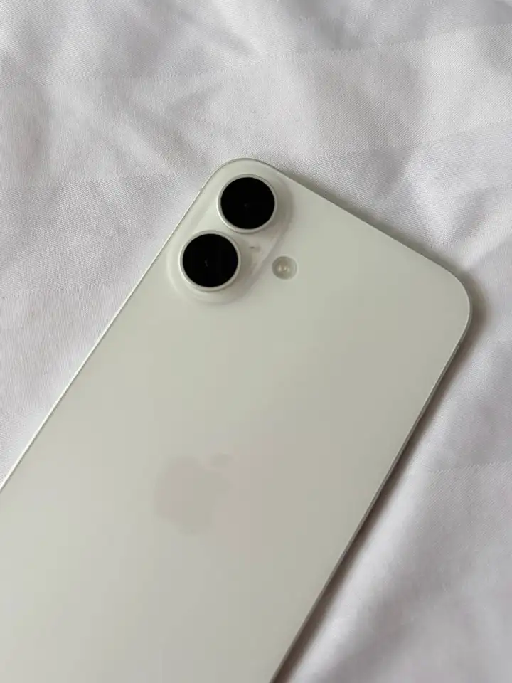 iPhone 16 Plus 128 ГБ