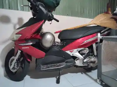 Honda Air Blade 2008 красный карбюратор