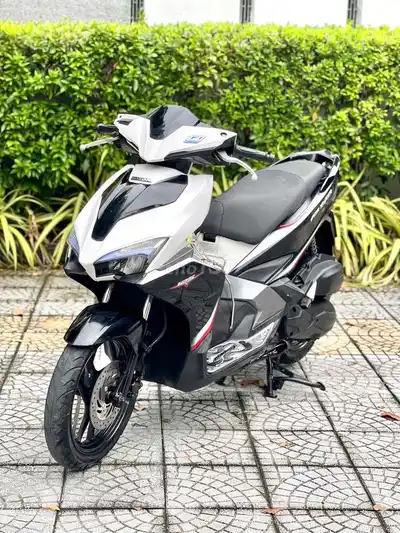Специальное белое лезвие Honda Air Blade 2017