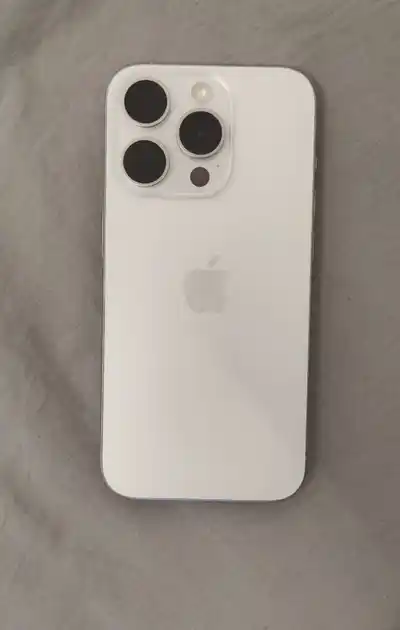 iPhone 15 Pro 256 ГБ белый Sim+eSim