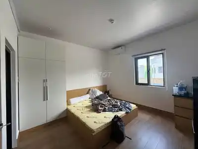 Полностью меблированный хостел рядом с аэропортом, 40 Nguyen Huu Tho, 5tr