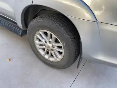 Toyota Fortuner 2013 Механика Серебристый 7 мест