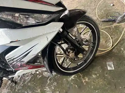 HONDA WINNER V1 2018 бело-чёрный