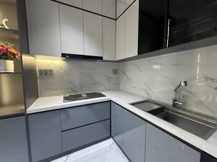 Дом 3 этажа 4 спальни 80м2, Le Thiet, Hoa Khanh